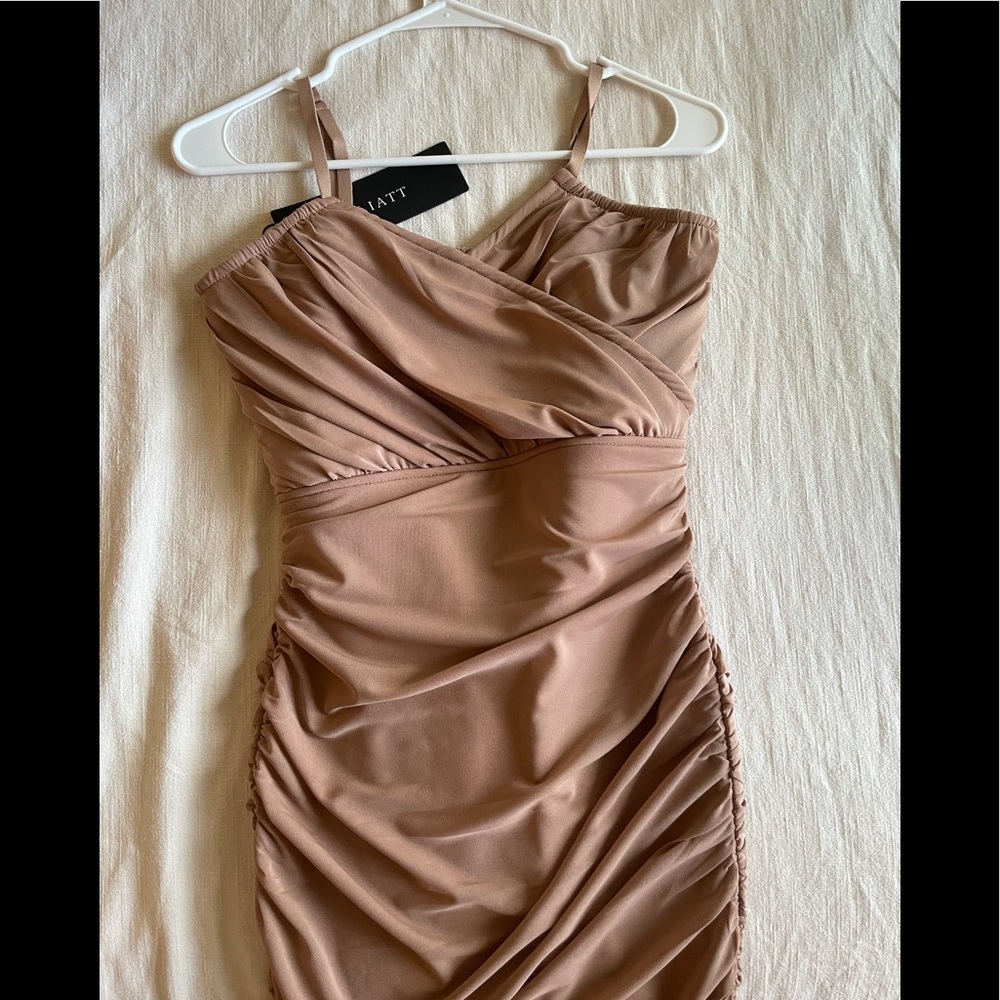 Pippa dress in nude